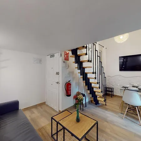 Cozy Apartment In Malasana For 4 Pax - Velarde-3